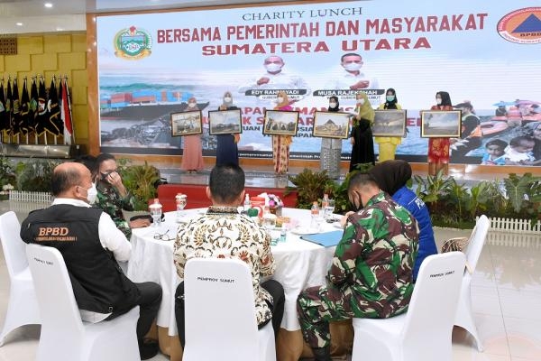 Charity Lunch Bencana Sulbar dan Kalsel, Musa Rajekshah Ajak Masyarakat Berempati Berikan Bantuan